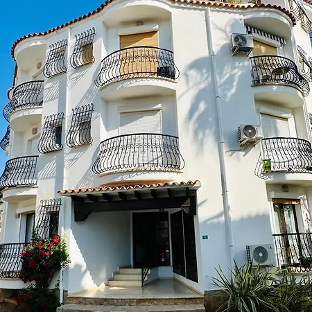 La Urbanizacion Cerca Del Mar * Denia