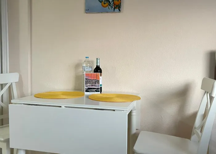 La Urbanizacion Cerca Del Mar Daire