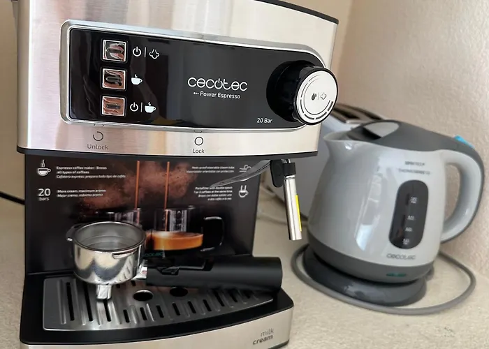 La Urbanizacion Cerca Del Mar