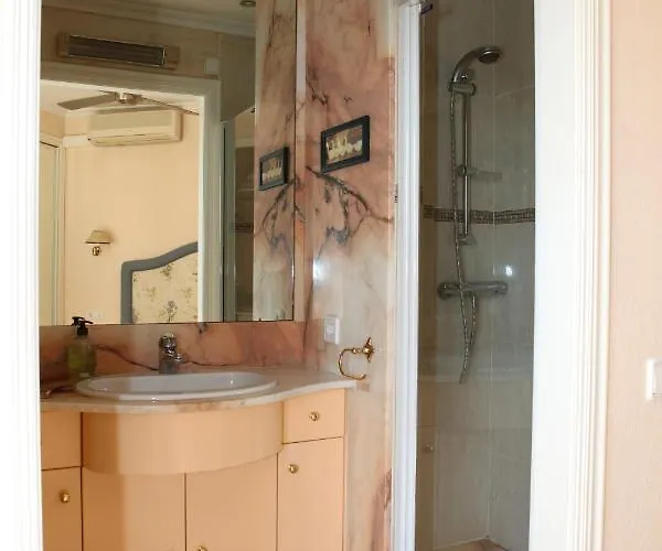 La Urbanizacion Cerca Del Mar Апартаменты *