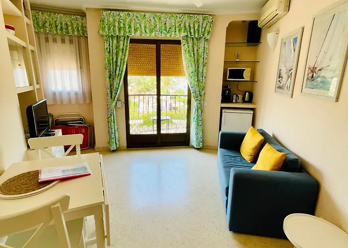 La Urbanizacion Cerca Del Mar